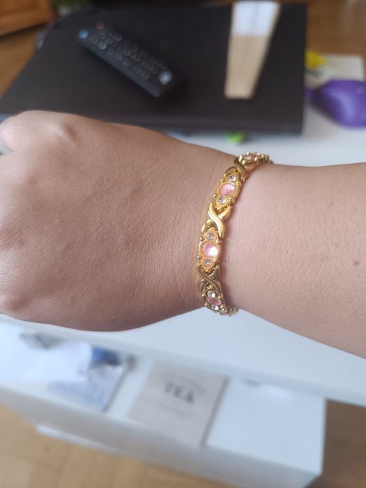 Дамска магнитна гривна