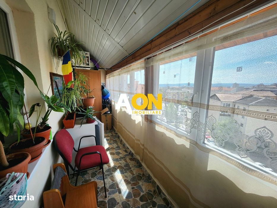 Apartament cu scara interioara, 4 camere, zona OMV Cetate
