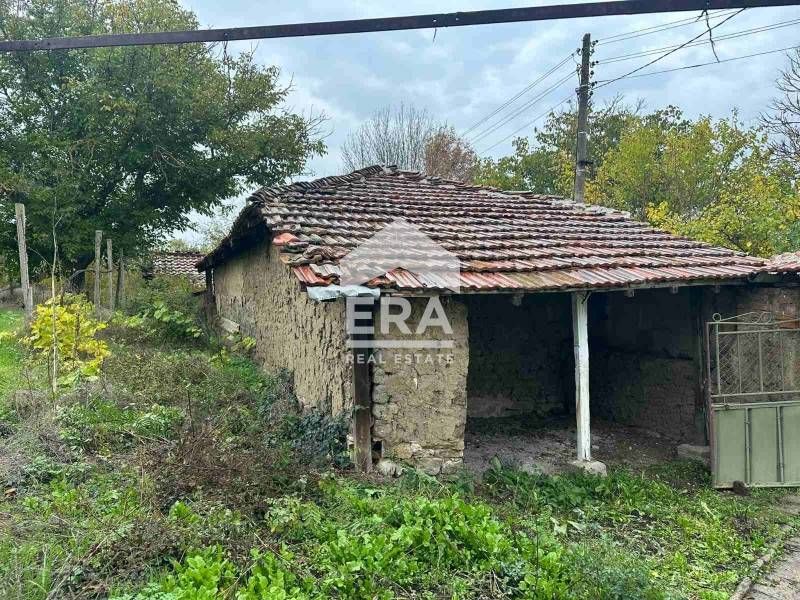 Само в Ера имоти Хасково! Двуетажна къща в село Дряново