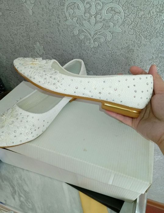 1marotaba kiyilgan oyoqkiyimlar