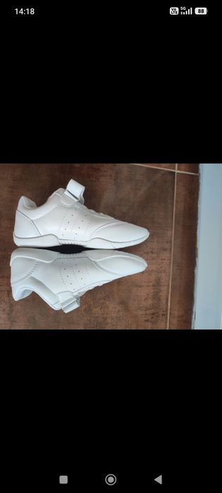Pantofi albi unisex copii, nepurtați