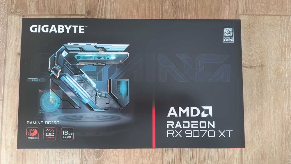 Placă video GIGABYTE GAMING OC RX 9070 XT, 16GB GDDR6, 256-bit