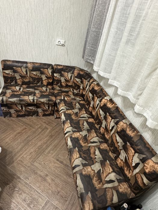 Кухненска трапезна ъглова пейка
