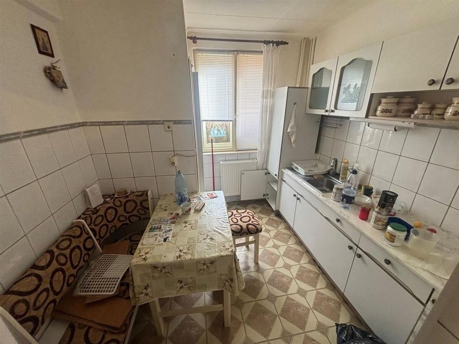 Proprietar – vând apartament 3 camere, 62 mp