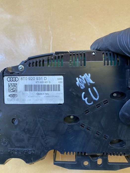 Километраж за Ауди Audi S5 дизел A5 8T 8T0920931d табло оригинал а4 б8