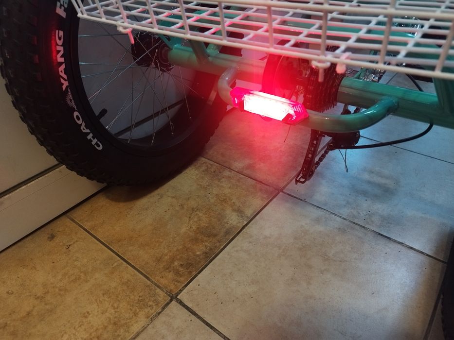 Сгъваема триколка 20х4 1000W