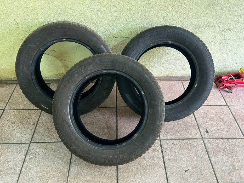 Гуми YOKOHAMA 215/60/17 х3