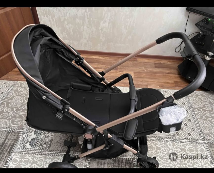 Коляска детская в хорошем состояний