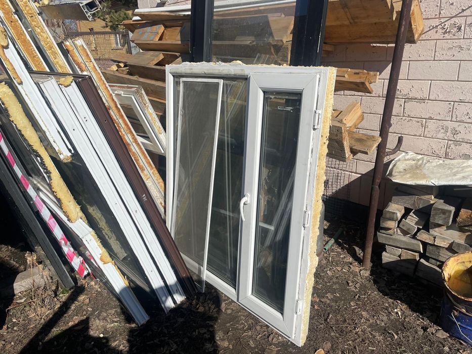 Продам б/у окна, разных размеров