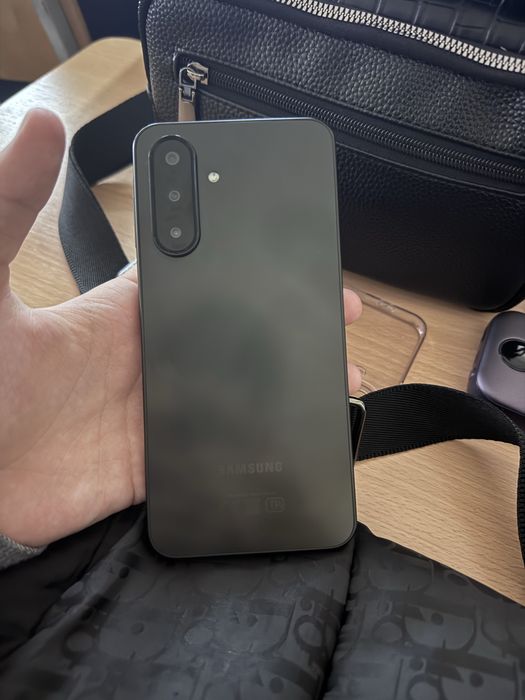 Samsung A17 6/128gb Black