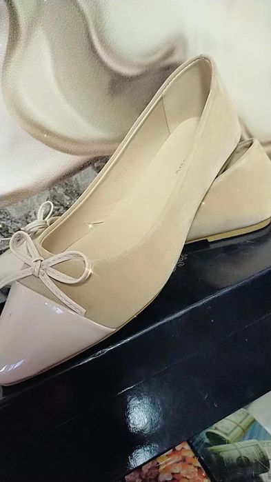 Продается женская обувь