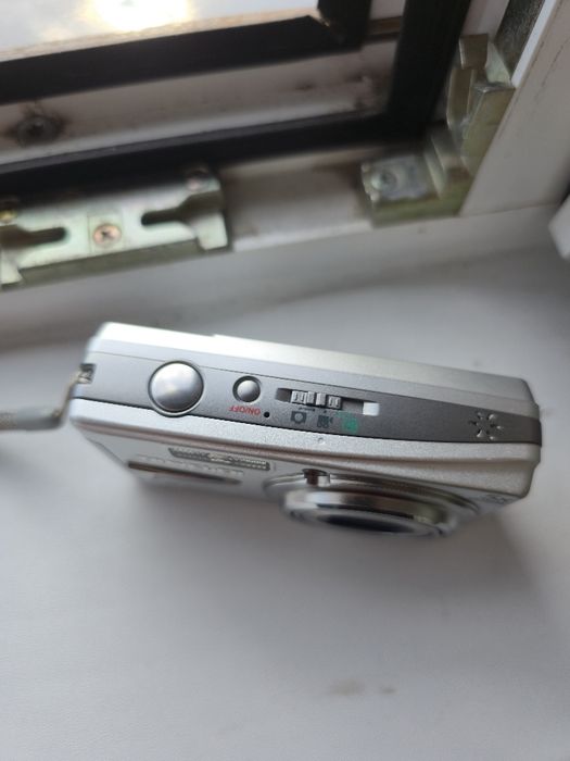 Camera Foto Digital Traveler DC 8500 + Docking Station și cabluri NOI