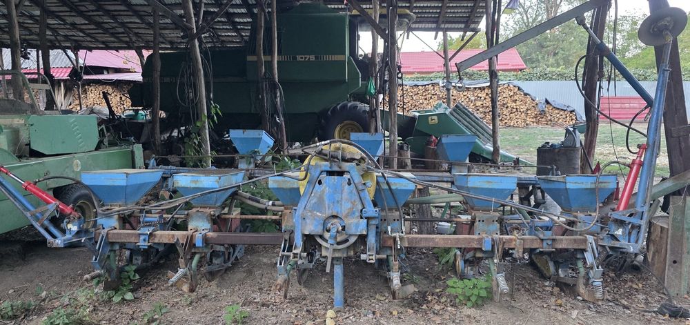 Semanatoare porumb SPC 6, disc și cultivator