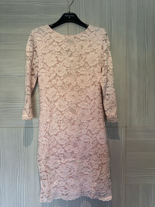 Дамски розови рокли