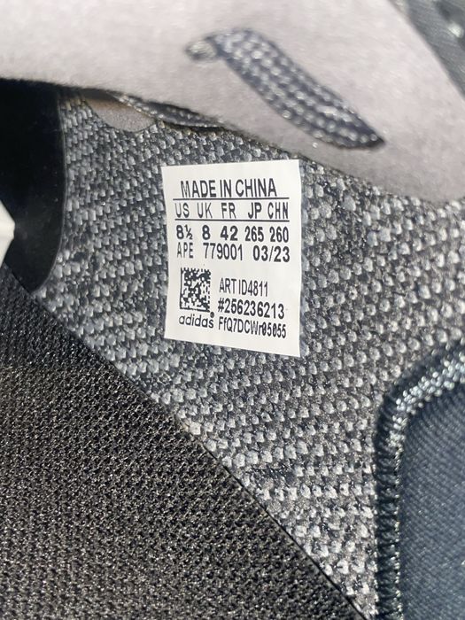 Yeezy 350 v2 Mx Rock, Negru/Gri, Noi in cutie, Nepurtati, 41-42