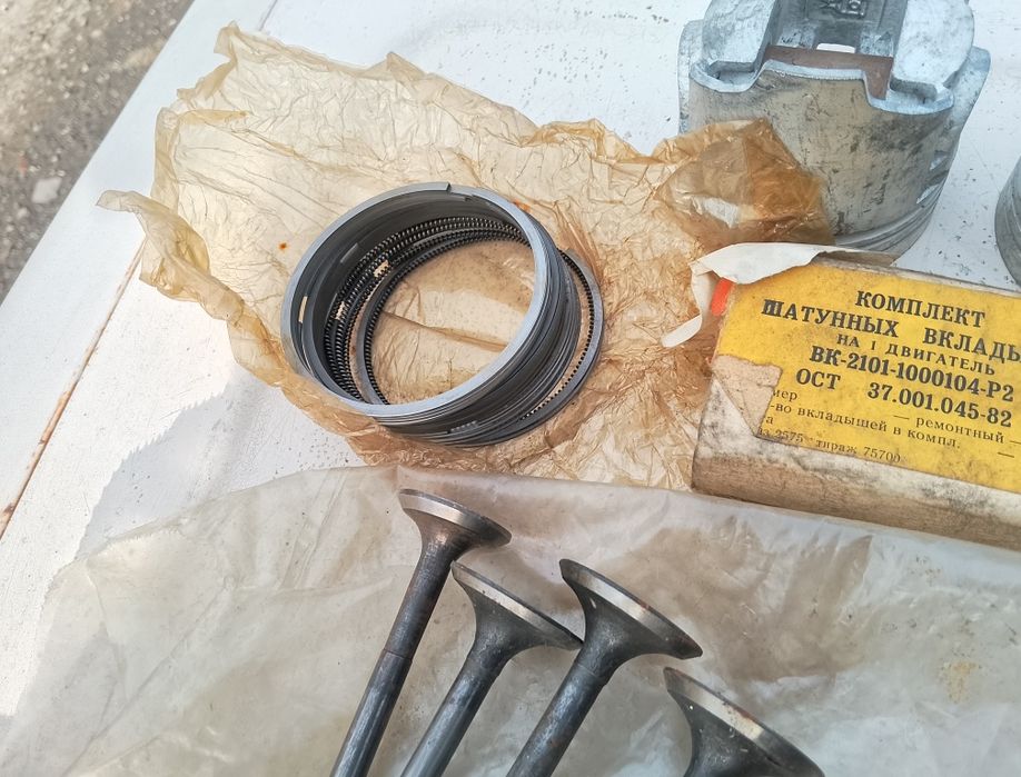 Продам поршневую группу