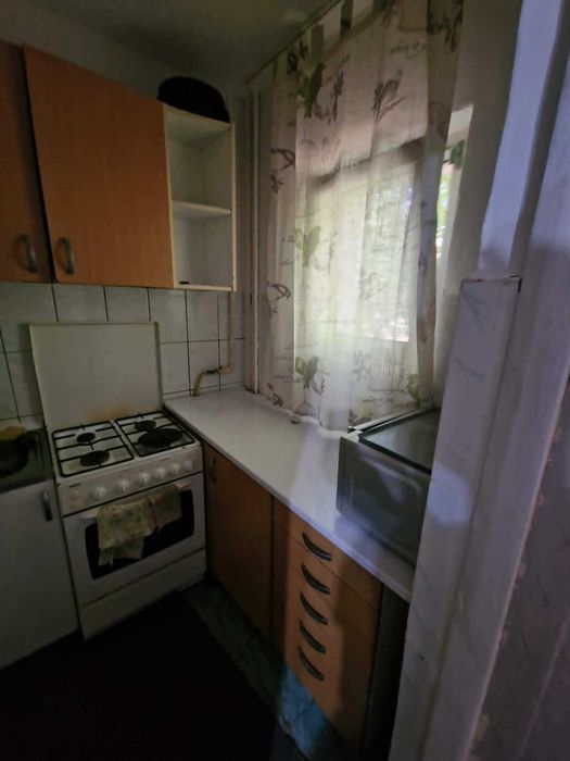 Garsonieră de închiriat — fotografia 3