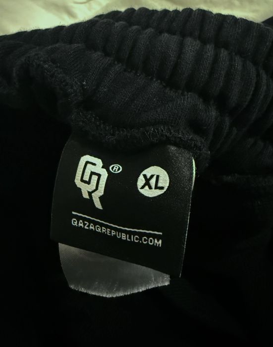 Спортивные шнаты.