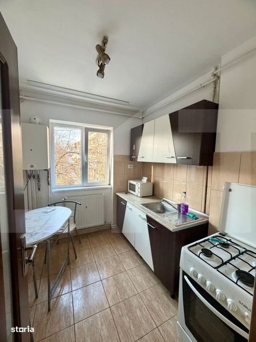 Apartament 2 camere, 45 mp, zona Centrala