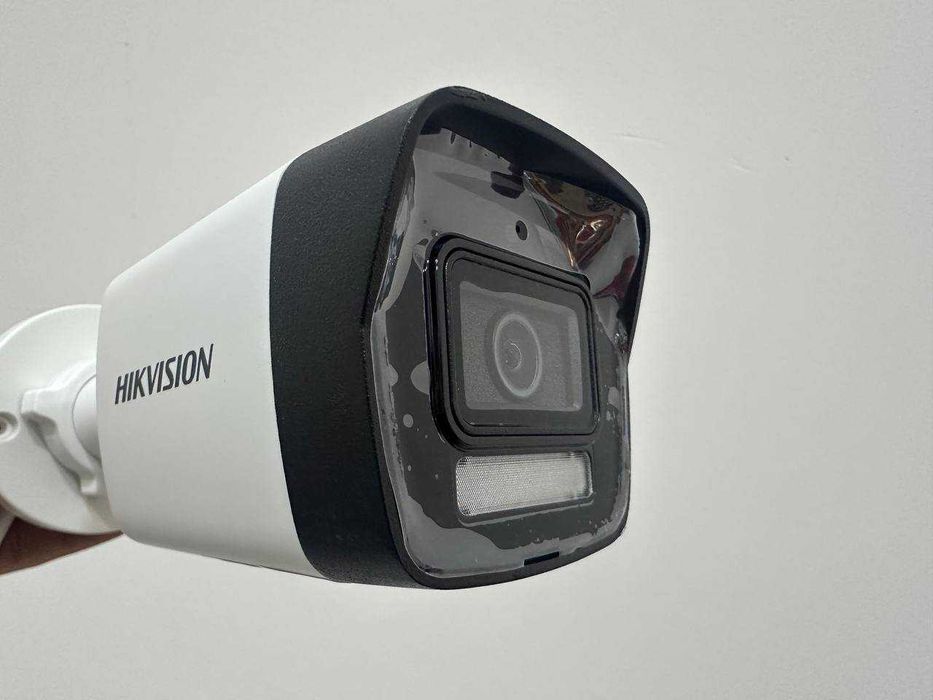Камера видеонаблюдения Hikvision DS-2CD1063G2-LIU