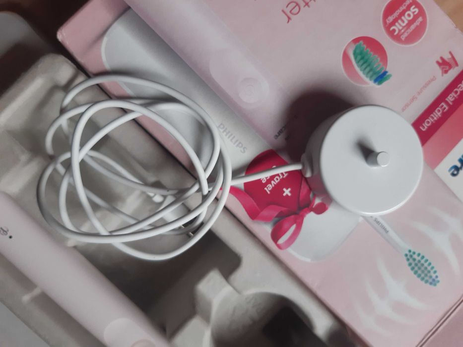 Ел. четка за зъби PHILIPS sonicare 3100 Special Edition