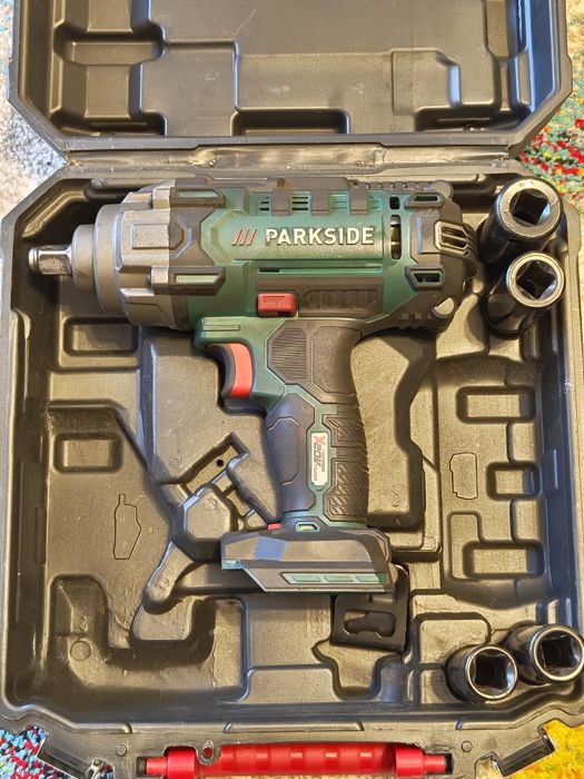 Vând pistol impact Parkside 20v