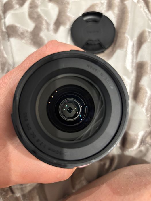 Sigma 18-50mm f/2.8 DC DN Contemporary - Canon EOS R (RF)