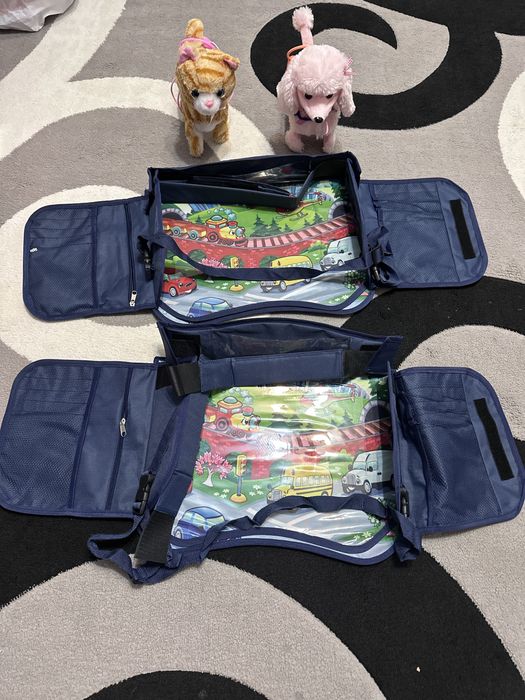 Tablă, banca-masa, carti si puzzle-uri copii 2-5 ani