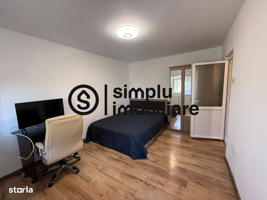 Garsoniera, etaj 1/4, centrala, Ciuperca - 75 000 Euro