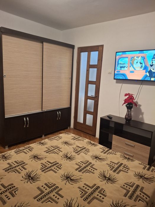 Apartament cu doua camere de închiriat central