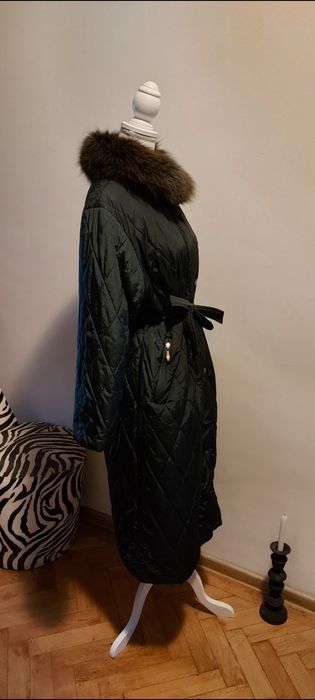 Geaca lunga dama cu guler detașabil din blana naturală de vulpe