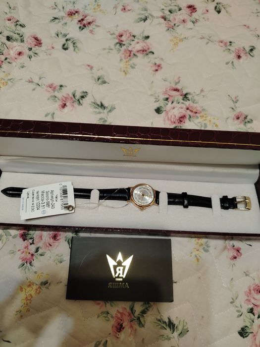 Продам часы Золотые