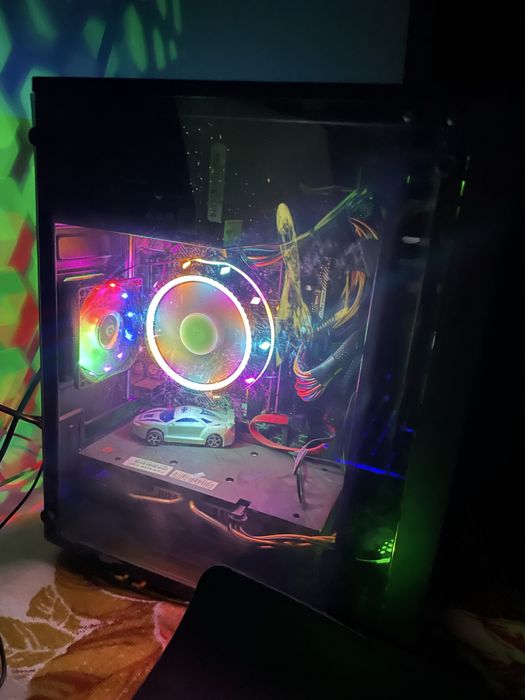 настолний компютер