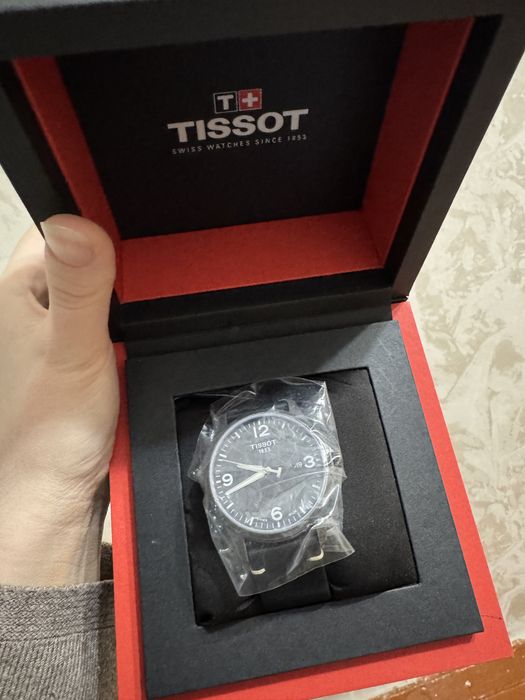 Продам тиссот часы оригинал