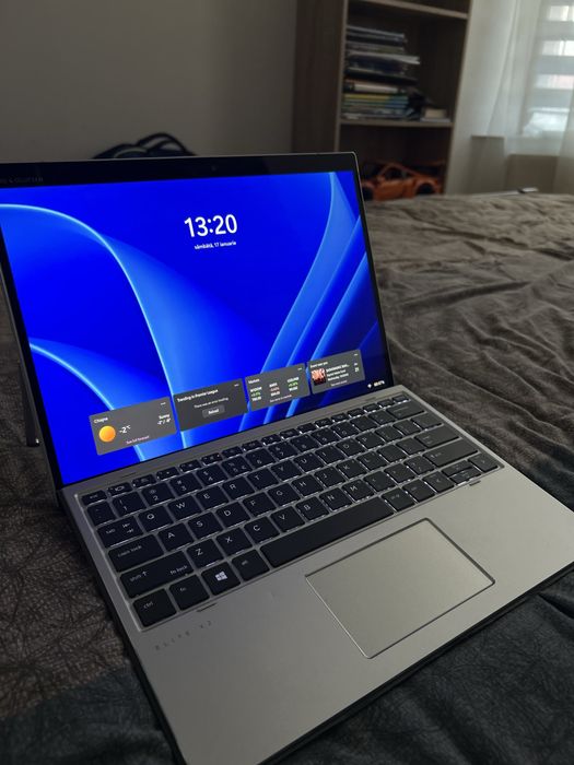 Tableta/Laptop HP Elite x2 G8 16gb ram 240 ssd Bang Olufsen