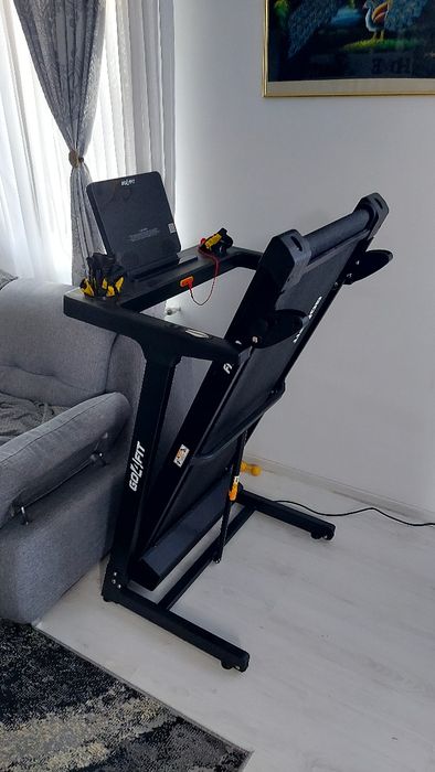 Banda alergare FIT 300