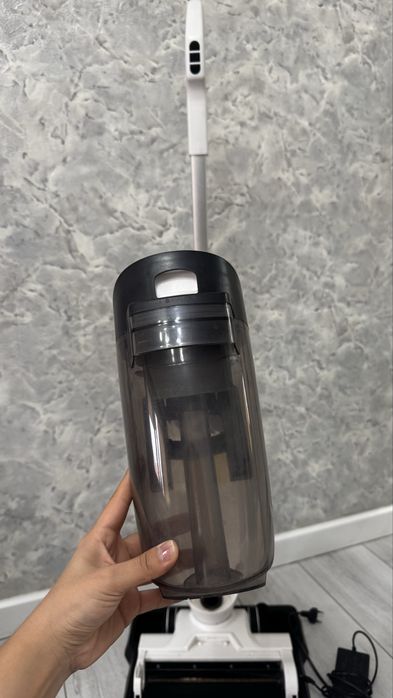 Беспроводной моющий пылесос