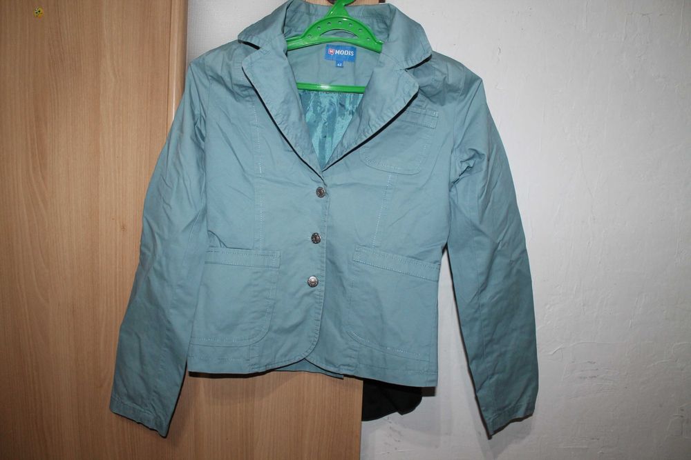 Продам вещи не дорого.