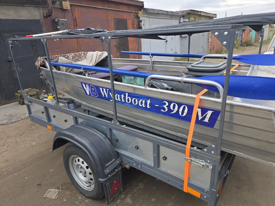 Лодка алюминиевая 390м