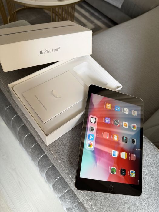 iPad mini коробка документ