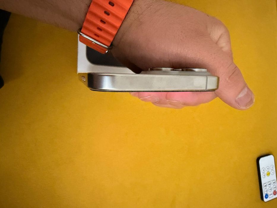 iPhone  16 промакс 1 тб 500000