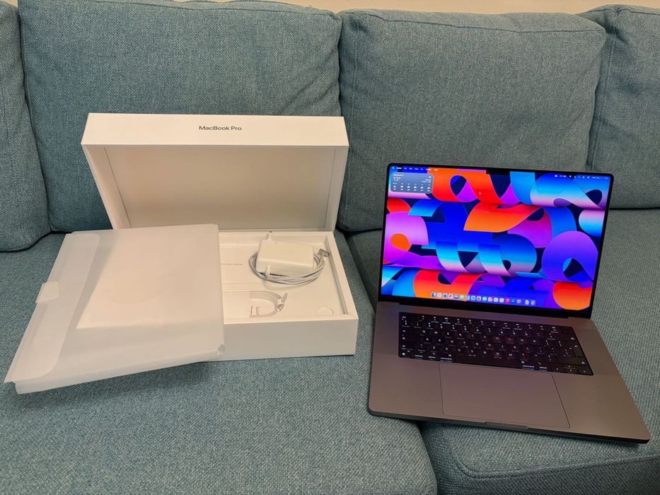 MacBook Pro 16
