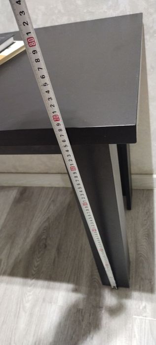 Стол интерьерный отличном состоянии 3 шт