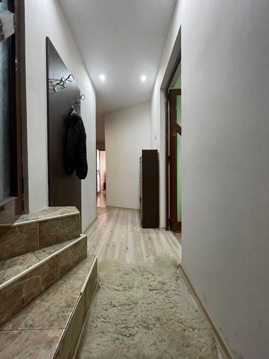 Дава се под наем Тристаен апартамент в Бургас, Лазур - 100 кв.м за 612 € - Снимка #14