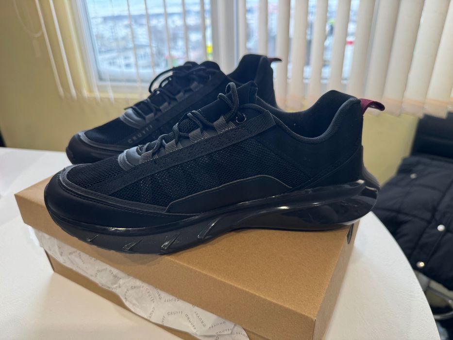 Cruyff обувки 41 номер