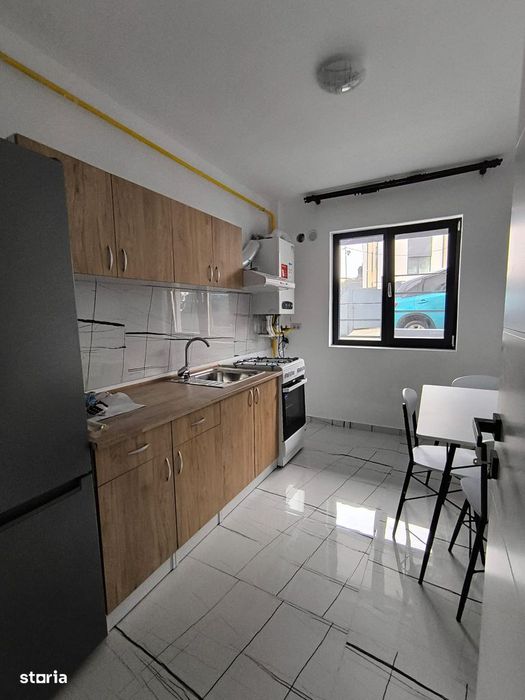 Apartament 1 camera decomandat, Poitiers - Hlincea, contract ANAF — fotografia 1