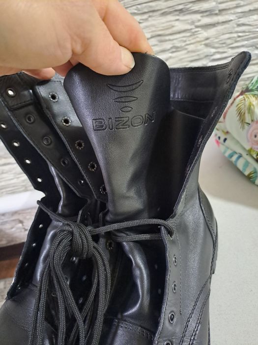 Продам берца безон