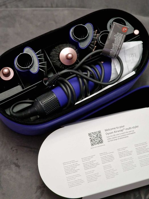 Dyson уред за коса