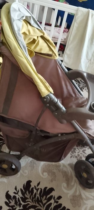 Продам коляску срочно