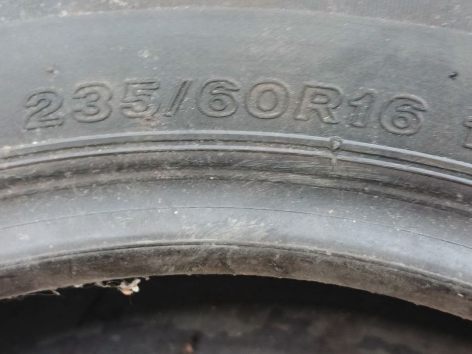 235/60/16 пара шин